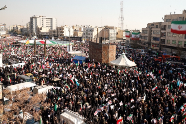 خیزش مردم تهران علیه تروریست‌های مسلح