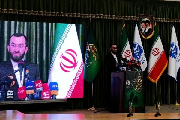 خبرنگار معمار گفتمان است