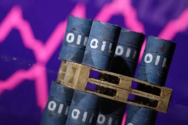 قیمت نفت کاهش یافت