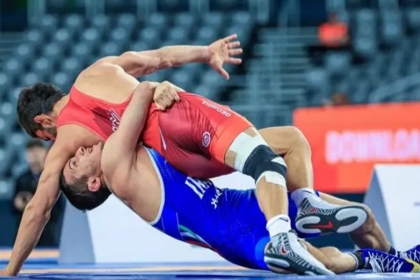 ایران در رقابت‌های کشتی آزاد نایب‌قهرمان شد