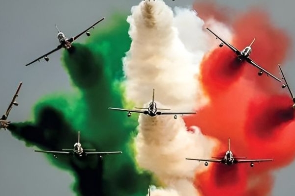 بیعت همافران پایه‌های رژیم پهلوی را لرزاند