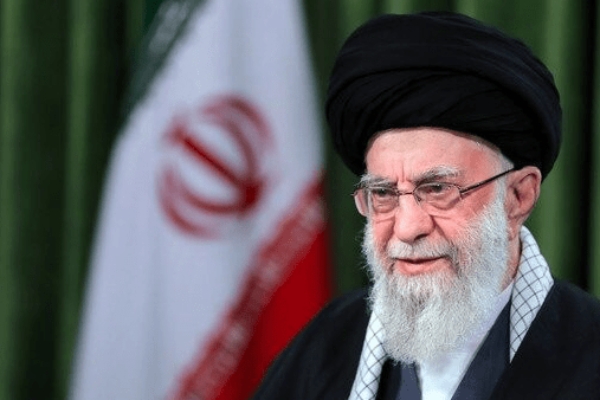 رهبرانقلاب: به راویان پیشرفت، افتخار و آن‌ها را دعا می‌کنم