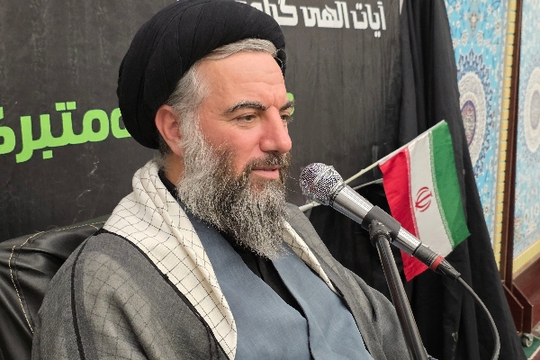 ملت ایران با رهبر جدید انقلاب تجدید بیعت کردند