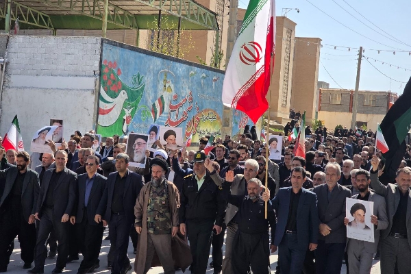 راهپیمایی باشکوه نمازگزاران سرپلذهابی در محکومیت جنایات صهیونیستی- آمریکایی    🔸