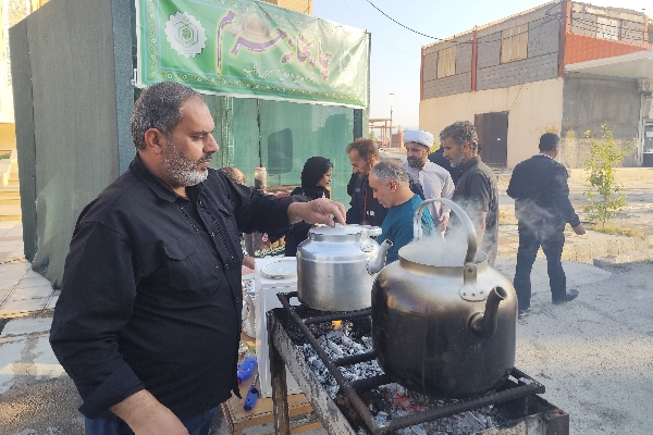 چایخانه صلواتی در جوار حرم مطهر احمد بن اسحاق (ره) سرپلذهاب