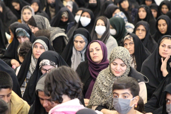 مراسم باشکوه میلاد حضرت فاطمه زهرا (س) در حرم احمد ابن اسحاق (ره) برگزار شد