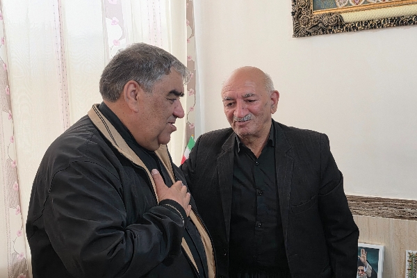 تجلیل رئیس فراکسیون ایثارگران مجلس از دو خانواده شهید؛ تأکید بر تداوم راه ایثار و مقاومت