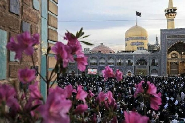 حرم مطهر رضوی نقطه ثقل وحدت ملی