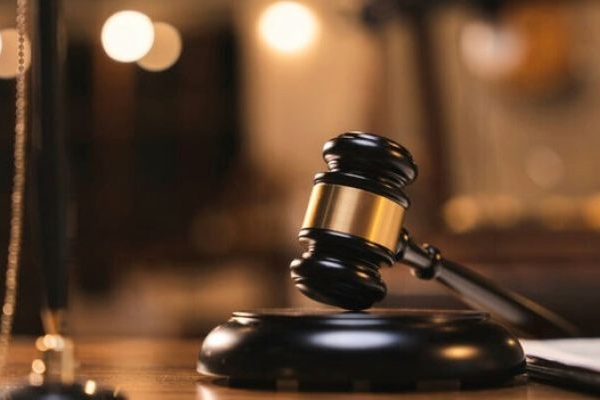 قضات، ستون‌های استوار عدالت اجتماعی هستند