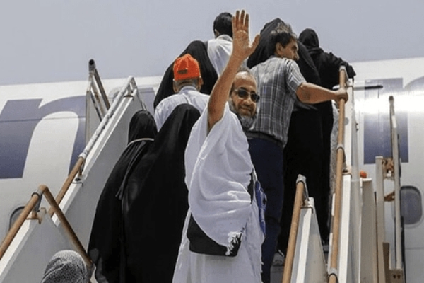 اعزام زائران حج از فرودگاه مشهد از امروز آغاز شد