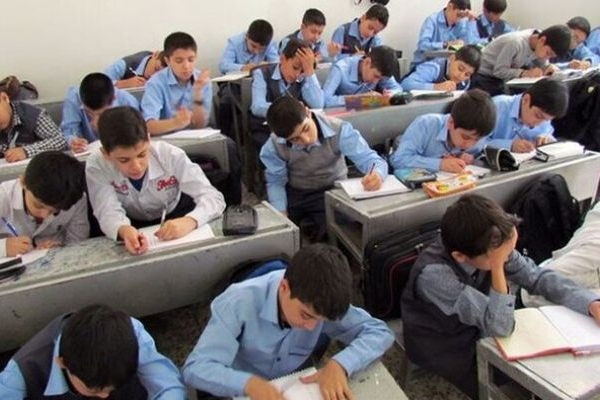 یک روان‌درمانگر کودک و نوجوان: سلامتِ روانِ دانش‌آموزان، زیربنای یادگیری است