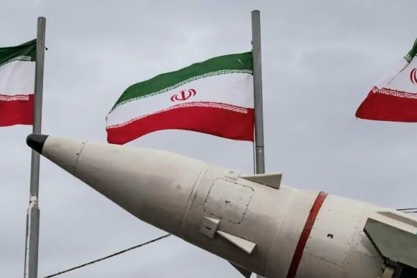 نیروهای مسلح قدرتمند ایران آماده نبرد است