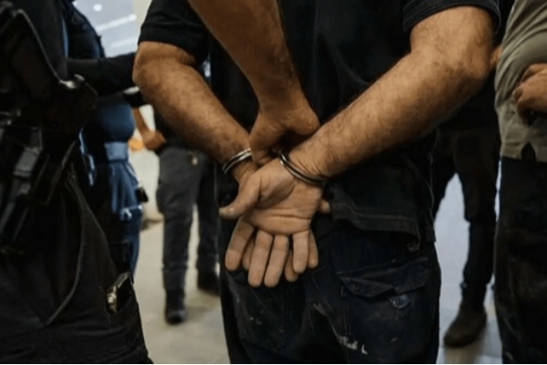 کشف استارلینک در چیتگر؛ مزدور وطن‌فروش دستگیر شد