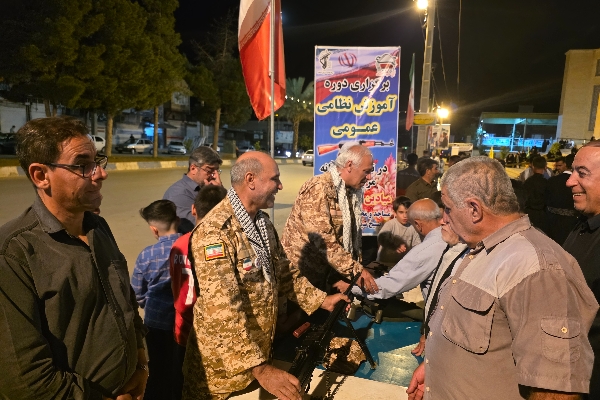 برگزاری آموزش اسلحه‌شناسی در اجتماعات «نحن المنتقمون» سرپل‌ذهاب