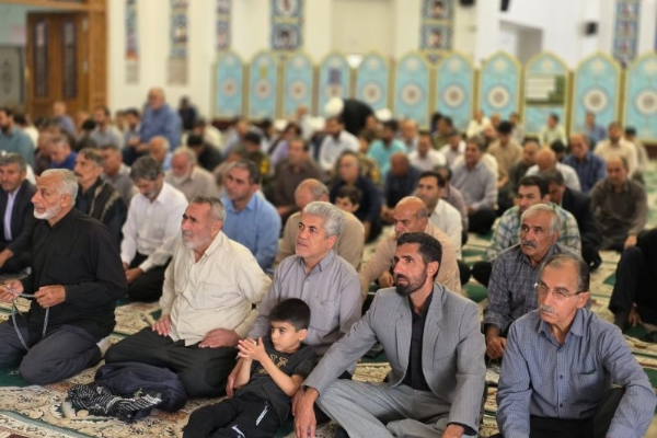 قاب‌هایی از حضور باشکوه مردم سرپل‌ذهاب در نماز جمعه