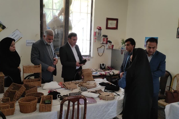 بازار حمایت از تولیدات خانگی در سرپل‌ذهاب رونق گرفت