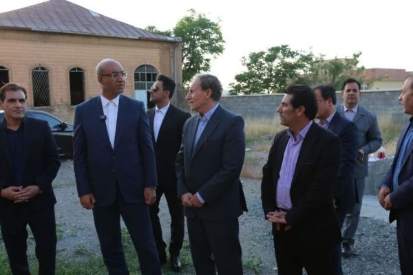 مرمت مدرسه تاریخی کزازی در کرمانشاه پیگیری می‌شود