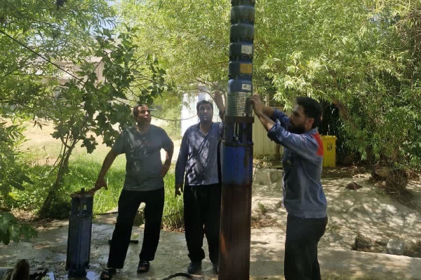 مشکل قطعی آب روستای آینه سرپل‌ذهاب با تعویض پمپ آب برطرف شد