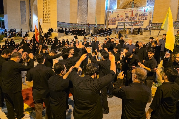پنجم محرم؛ طنین «یا حسین(ع)» در جوار حرم مطهر احمد بن اسحاق(ره) سرپل‌ذهاب